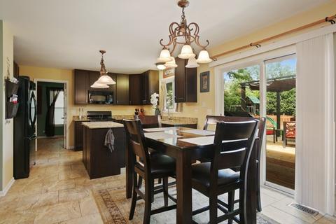 205 S Oakleaf Rd, Algonquin, IL 60102 photo 3