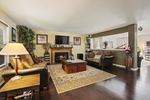 205 S Oakleaf Rd, Algonquin, IL 60102 photo 6