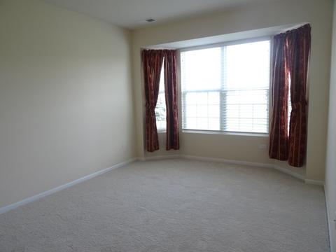 2826 Beacon Point Cir, Elgin, IL 60124 photo 9