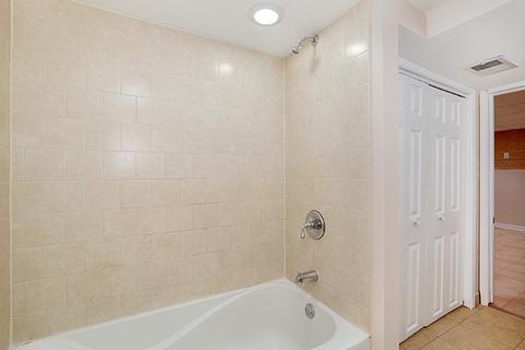 5733 W Maple Ave, Berkeley, IL 60163 photo 24