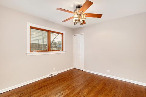 5733 W Maple Ave, Berkeley, IL 60163 photo 8
