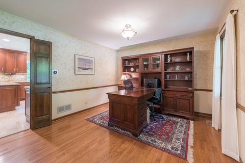 2 S335 Arrowhead Dr, Wheaton, IL 60189 photo 10
