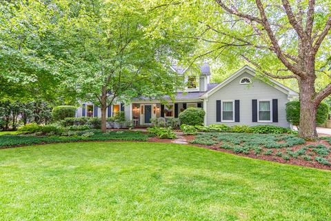 2 S335 Arrowhead Dr, Wheaton, IL 60189 photo 4