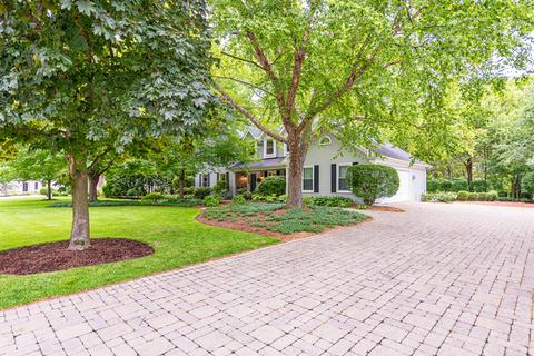 2 S335 Arrowhead Dr, Wheaton, IL 60189 photo 5