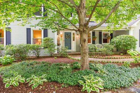 2 S335 Arrowhead Dr, Wheaton, IL 60189 photo 3