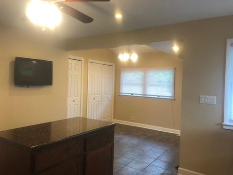 904 E Babcock Ave, Addison, IL 60101 photo 7