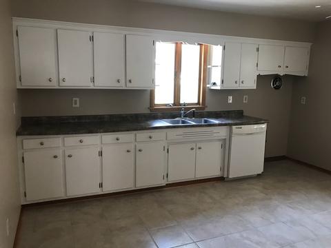 87 S 4080w Rd, Kankakee, IL 60901 photo 3