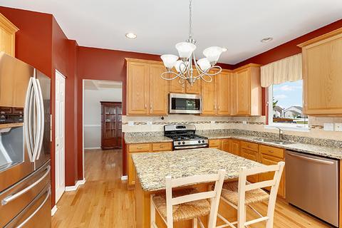 16330 Fairfield Dr, Plainfield, IL 60586 photo 9