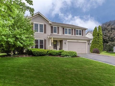1950 Waverly Ln, Algonquin, IL 60102 photo 1