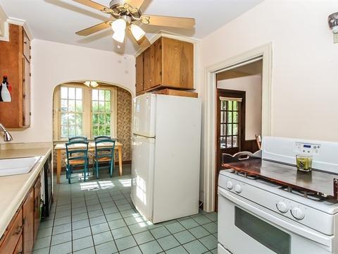 623 Orange St, Elgin, IL 60123 photo 8