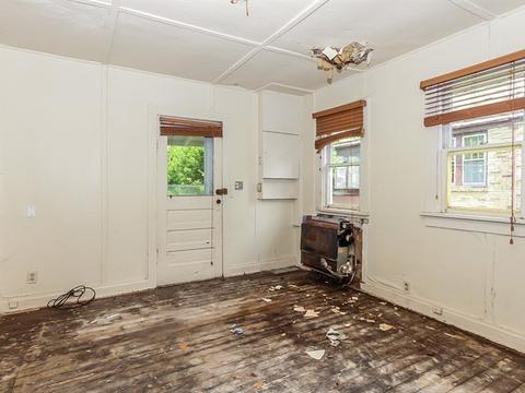 623 Orange St, Elgin, IL 60123 photo 21