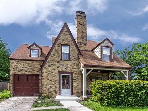 623 Orange St, Elgin, IL 60123 photo 1