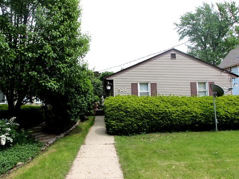 527 Hendee St, Elgin, IL 60123 photo 1