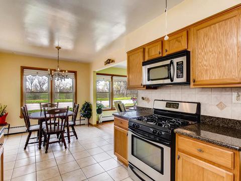 4105 W Devon Ave, Chicago, IL 60646 photo 6