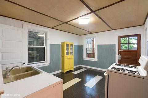 1727 N Ridgeway Ave, Chicago, IL 60647 photo 4