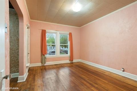 1727 N Ridgeway Ave, Chicago, IL 60647 photo 2