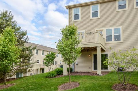215 N Commerce St, Aurora, IL 60504 photo 22