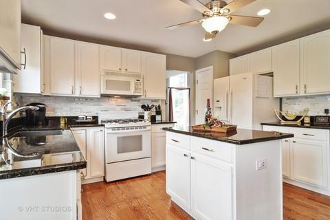 144 Prescott Dr, Bartlett, IL 60103 photo 3