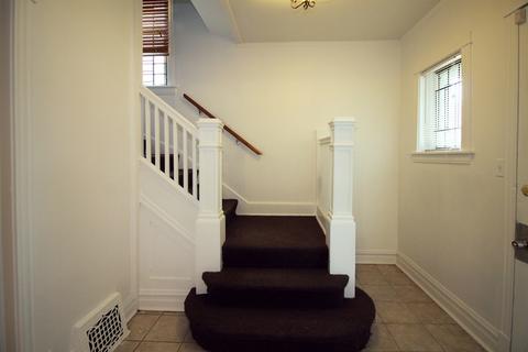 2728 E 77th St, Chicago, IL 60649 photo 2