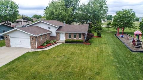 207 Deerpath Dr, Minooka, IL 60447 photo 2
