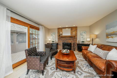 1914 Buckingham Dr, Wheaton, IL 60189 photo 5