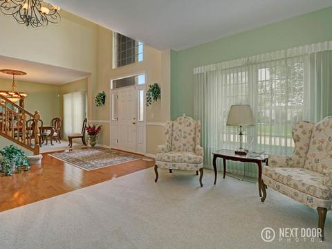 1041 Kingsmill Dr, Algonquin, IL 60102 photo 17