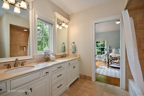 301 W Oak Ave, Wheaton, IL 60187 photo 19
