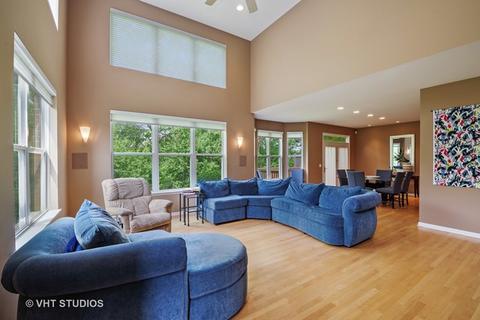732 Samson Way, Northbrook, IL 60062 photo 2