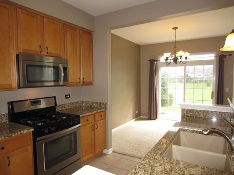 24064 Walnut Cir, Plainfield, IL 60585 photo 4