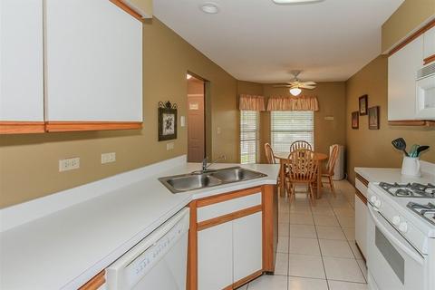1049 Georgian Pl, Bartlett, IL 60103 photo 5