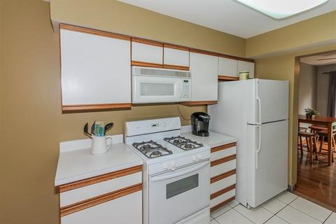 1049 Georgian Pl, Bartlett, IL 60103 photo 7