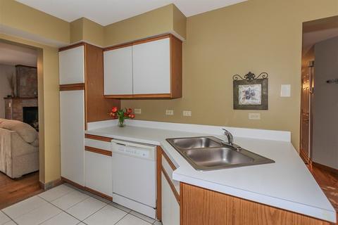 1049 Georgian Pl, Bartlett, IL 60103 photo 6