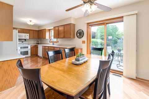 2935 Compton Rd, Aurora, IL 60504 photo 6