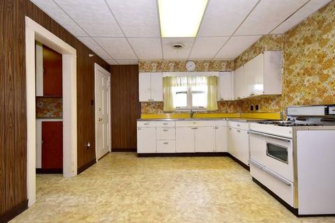 307 Forest Ave, Aurora, IL 60505 photo 13