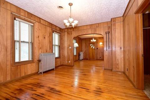 307 Forest Ave, Aurora, IL 60505 photo 10