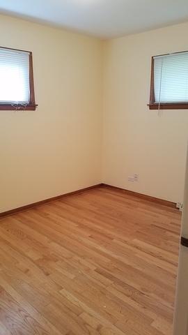 8544 State Rd, Burbank, IL 60459 photo 2