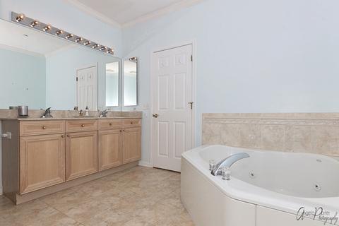 640 Mchenry Rd #108, Wheeling, IL 60090 photo 12