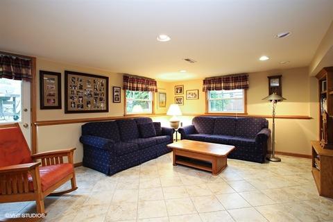 325 Robert Ave, Wheeling, IL 60090 photo 15