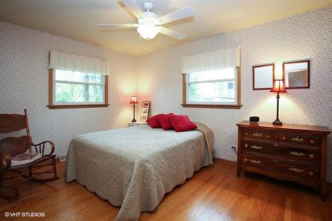325 Robert Ave, Wheeling, IL 60090 photo 11