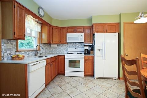 325 Robert Ave, Wheeling, IL 60090 photo 5