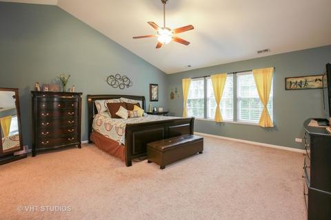 334 Comstock Dr, Elgin, IL 60123 photo 8