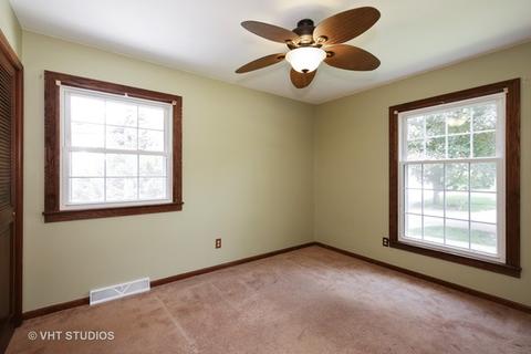 641 Webster St, Algonquin, IL 60102 photo 10