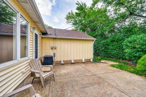 3501 Ashley Dr, Glenview, IL 60025 photo 21