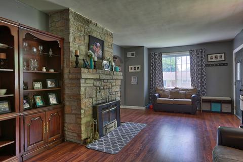1803 E Lincoln Ave, Des Plaines, IL 60018 photo 8