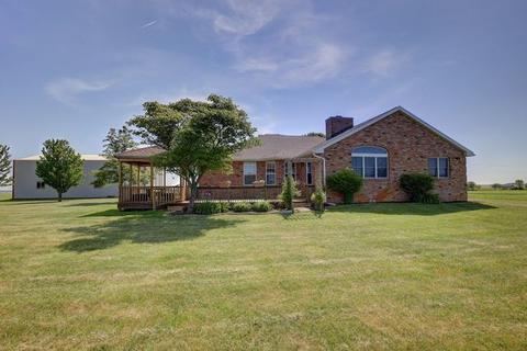 1648 Cr 900n, Philo, IL 61864 photo 5