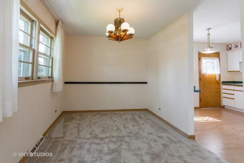 562 Florian Dr, Des Plaines, IL 60016 photo 5