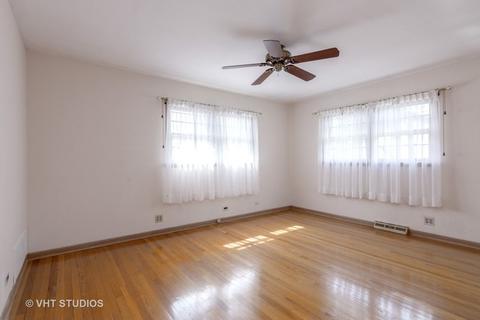 562 Florian Dr, Des Plaines, IL 60016 photo 7