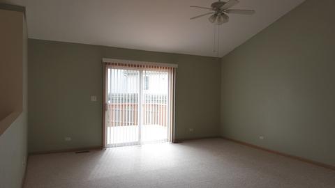 830 Casey Ln, Harvard, IL 60033 photo 4