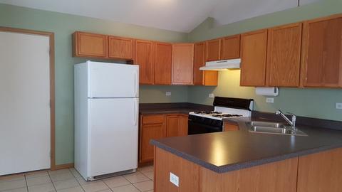 830 Casey Ln, Harvard, IL 60033 photo 5