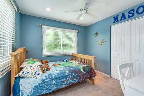 1421 Knotty Pine Dr, Elgin, IL 60123 photo 17